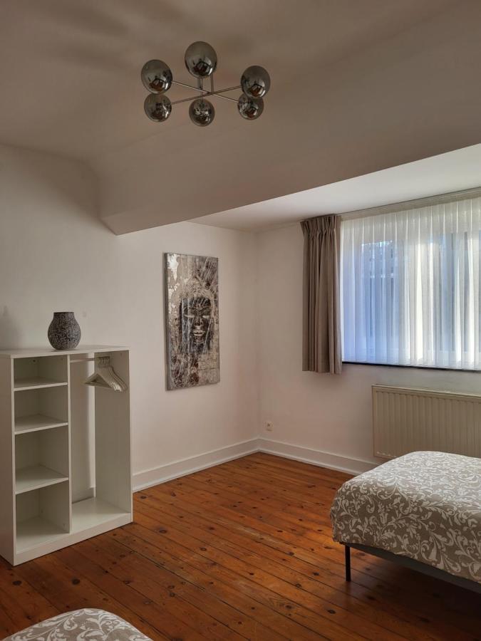 Brussels Bed & Blockchain Private Rooms With Shared Bathroom Etterbeek Dış mekan fotoğraf