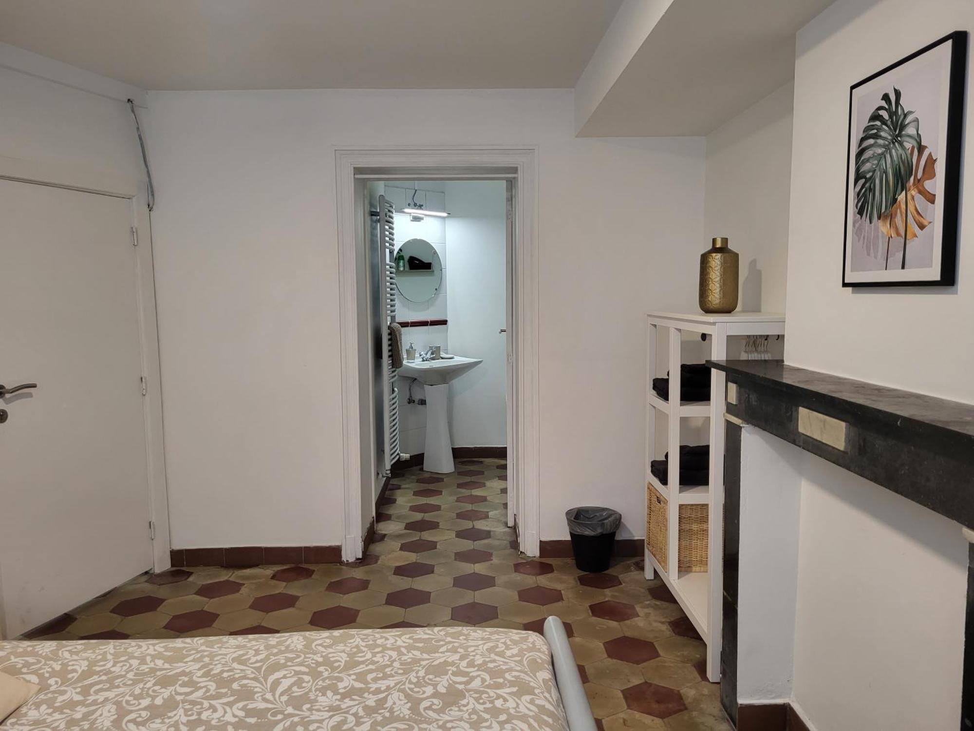 Brussels Bed & Blockchain Private Rooms With Shared Bathroom Etterbeek Oda fotoğraf
